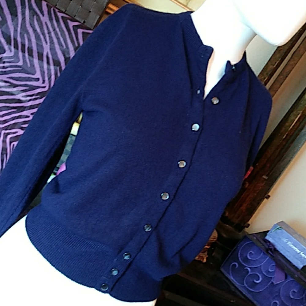 🔥 School Uniform Sweater